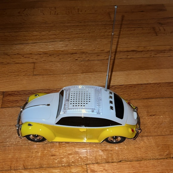 NIB - WIRELESS CAR BLUETOOTH SPEAKER - Picture 9 of 9